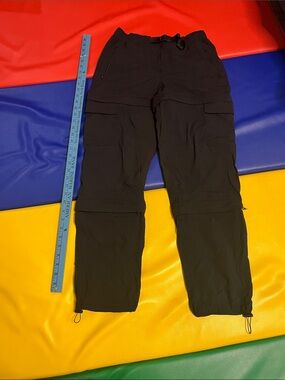 Athleta Black Zip-Off Cargo Pants women 6